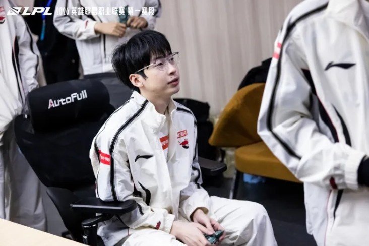 Hope：希望队伍暂时先保持连胜，然后拿到好的成绩